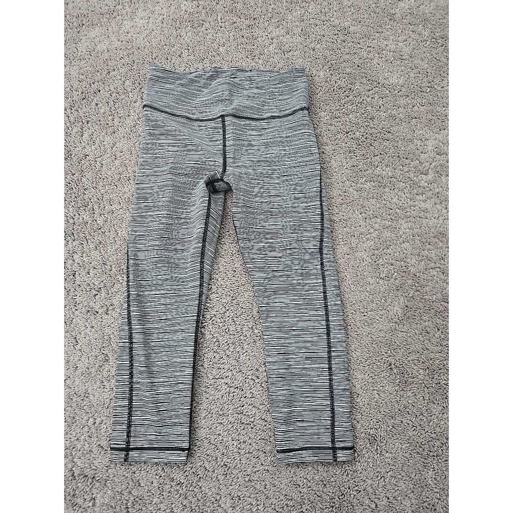 Athleta Capri Leggings Womens S Black White Striped High Rise Yoga Gym